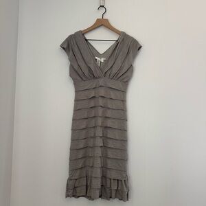 Max Studio Gray V-Neck Midi Dress Medium